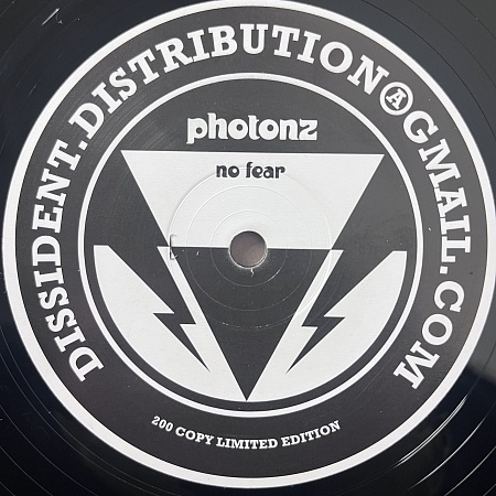Photonz – No Fear (VG+)